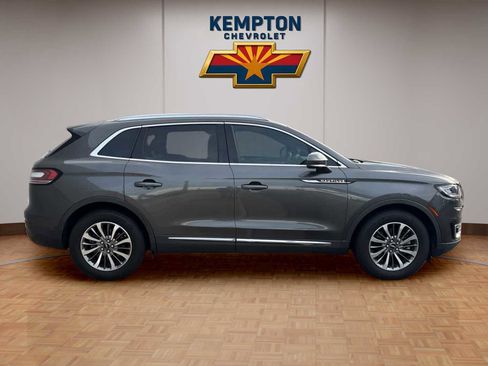 Used 2019 Lincoln Nautilus Select image 7