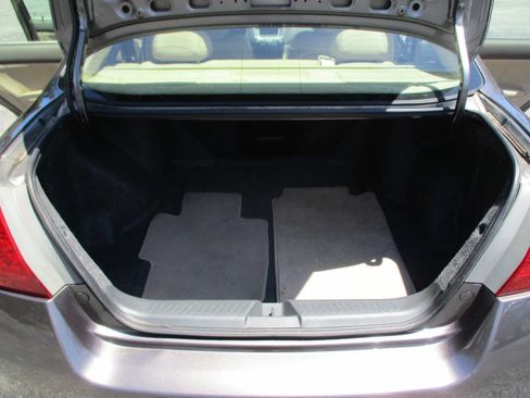 Used 2006 Honda Accord EX-L image 22