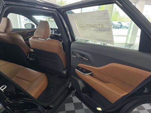 New 2025 Toyota Crown Signia Limited image 40