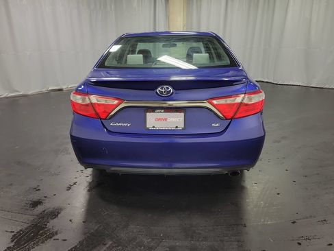 Used 2015 Toyota Camry SE FWD image 7