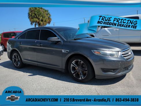 Used 2015 Ford Taurus SEL FWD image 2