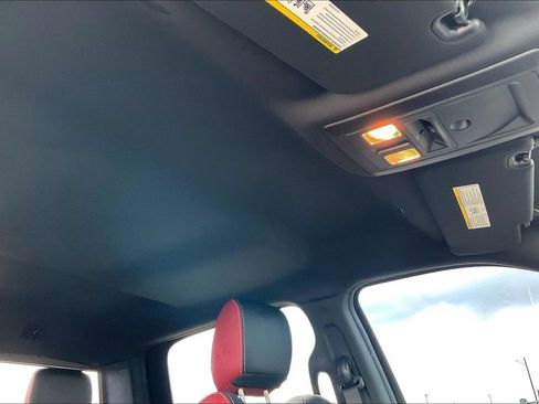 Used 2017 RAM 1500 Rebel AWD/4WD image 28
