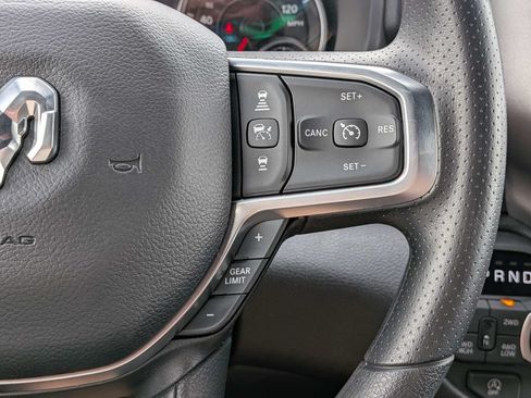 New 2026 RAM 1500 Express AWD/4WD image 29