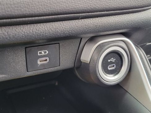 Used 2024 Toyota Grand Highlander FWD image 15
