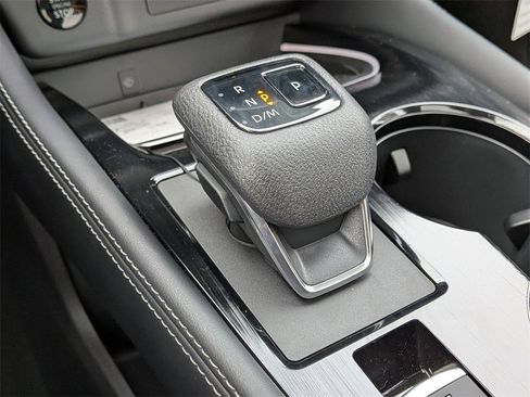 New 2026 Nissan Rogue Platinum image 17