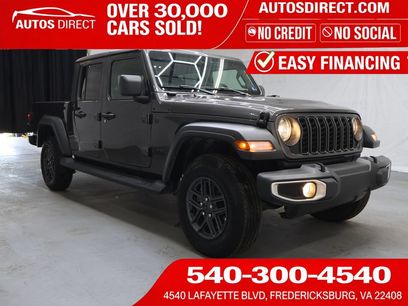 Used 2025 Jeep Gladiator Sport