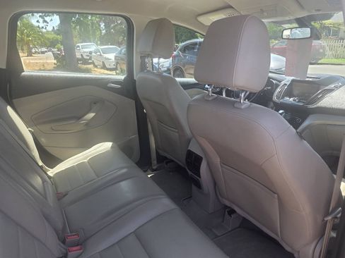 Used 2014 Ford C-MAX SEL w/ Equipment Group 302A FWD image 14