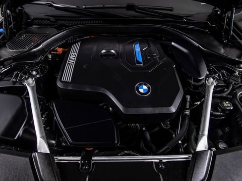 Used 2023 BMW 530e w/ Convenience Package RWD image 47