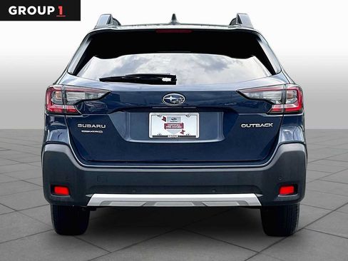 Used 2024 Subaru Outback Limited AWD/4WD image 5