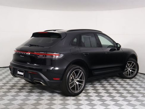 Certified 2026 Porsche Macan AWD/4WD image 7