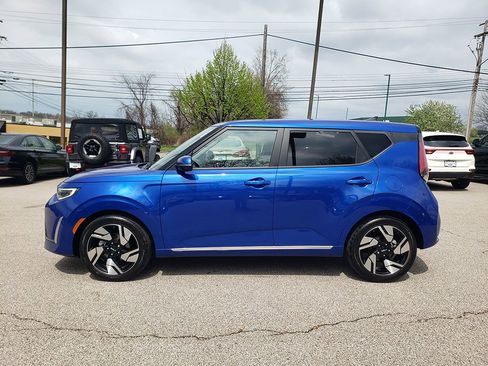 Used 2023 Kia Soul GT-Line w/ GT-Line Technology Package FWD image 8