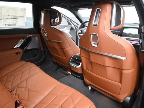 New 2026 BMW 740i w/ Executive Package RWD image 24