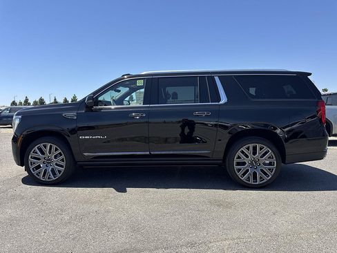 New 2026 GMC Yukon XL Denali Ultimate AWD/4WD image 5