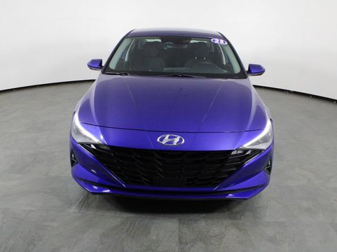 Certified 2023 Hyundai Elantra SEL w/ Convenience Package FWD image 13