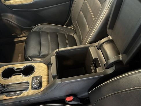 Used 2018 GMC Acadia Denali w/ Technology Package image 29