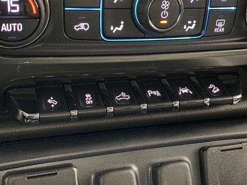 Used 2017 Chevrolet Silverado 1500 LTZ Z71 w/ Redline Edition image 49