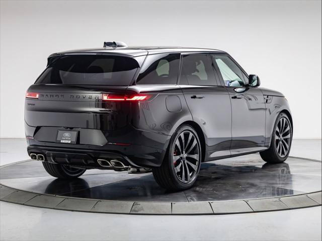 New 2026 Land Rover Range Rover Sport Dynamic SE AWD/4WD image 5