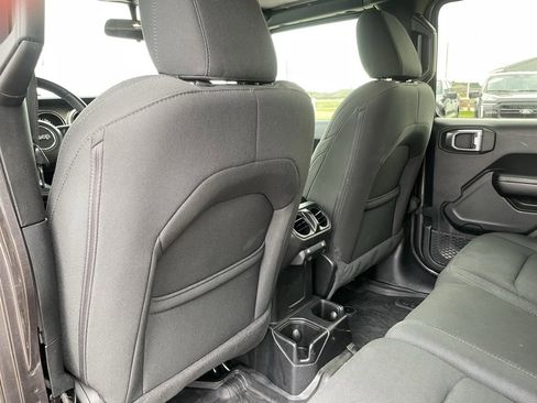 Used 2021 Jeep Wrangler Unlimited Sport image 49
