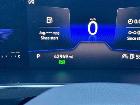 Used 2022 Volkswagen Tiguan S image 25