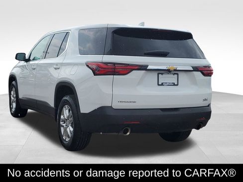 Certified 2022 Chevrolet Traverse LS FWD image 4