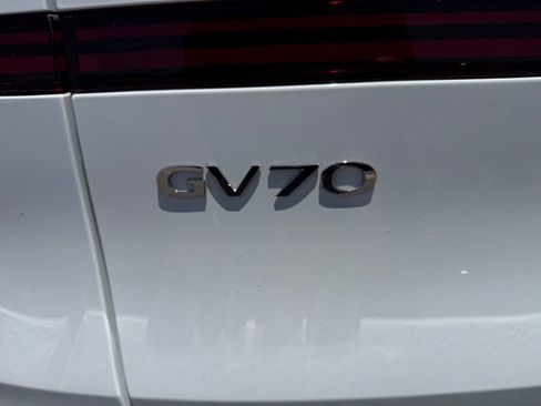 Used 2026 Genesis GV70 2.5T AWD/4WD image 23