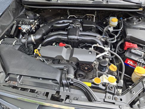 Used 2017 Subaru Crosstrek 2.0i Premium image 18