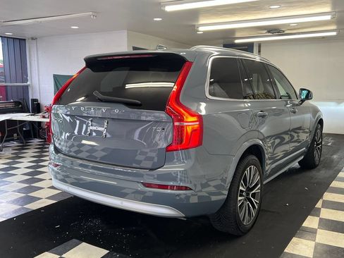 Used 2022 Volvo XC90 T5 Momentum w/ Climate Package AWD/4WD image 13