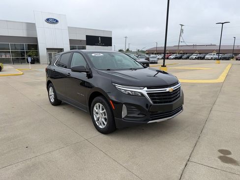 Used 2024 Chevrolet Equinox LT AWD/4WD image 3