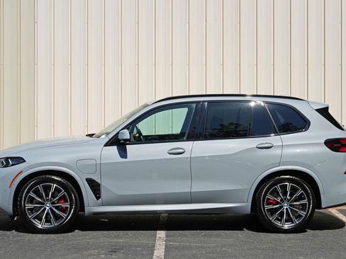 Used 2026 BMW X5 xDrive50e w/ M Sport Package AWD/4WD image 54
