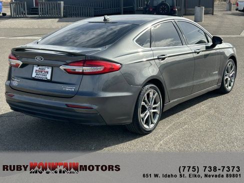 Used 2019 Ford Fusion Titanium image 7