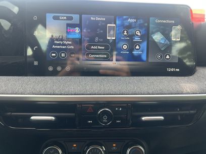 New 2026 Nissan Kicks S