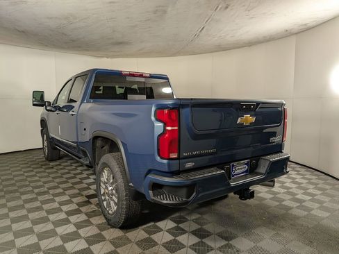 New 2026 Chevrolet Silverado 2500 High Country w/ High Country Premium Package AWD/4WD image 4
