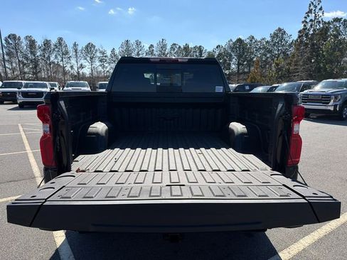 New 2026 Chevrolet Silverado 1500 High Country w/ Midnight Edition image 18