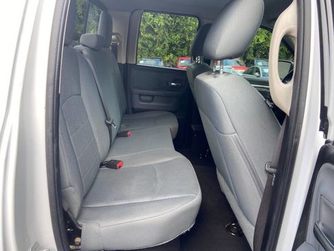 Used 2015 RAM 1500 Classic SLT image 16