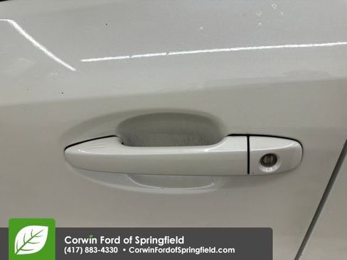 Used 2016 Subaru Crosstrek 2.0i Limited image 18