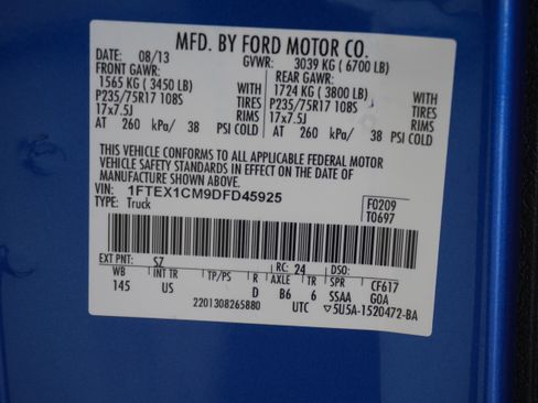 Used 2013 Ford F150 XLT w/ Mid Equipment Group image 26