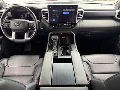 Used 2024 Toyota Sequoia Platinum AWD/4WD image 26