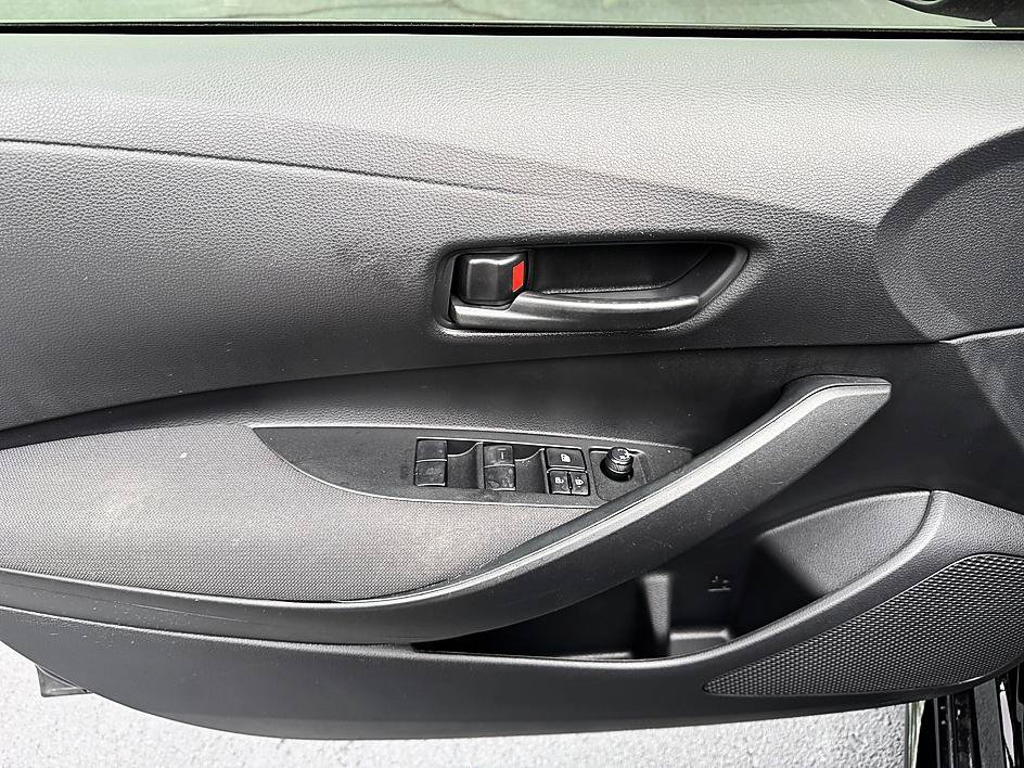 Used 2024 Toyota Corolla LE FWD image 11