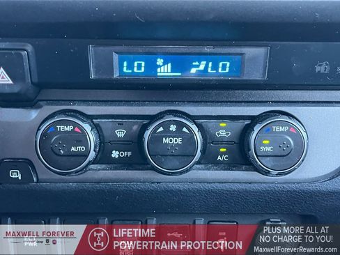 Used 2021 Toyota Tacoma TRD Sport image 4