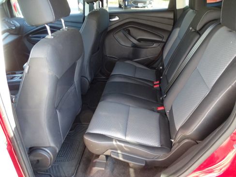 Used 2017 Ford Escape SE image 24