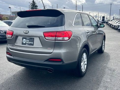 Used 2016 Kia Sorento L image 7