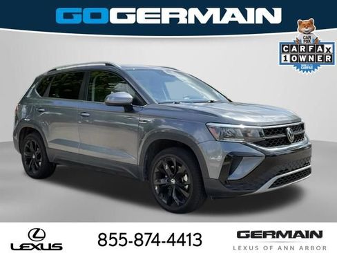 Used 2024 Volkswagen Taos SE FWD image 10