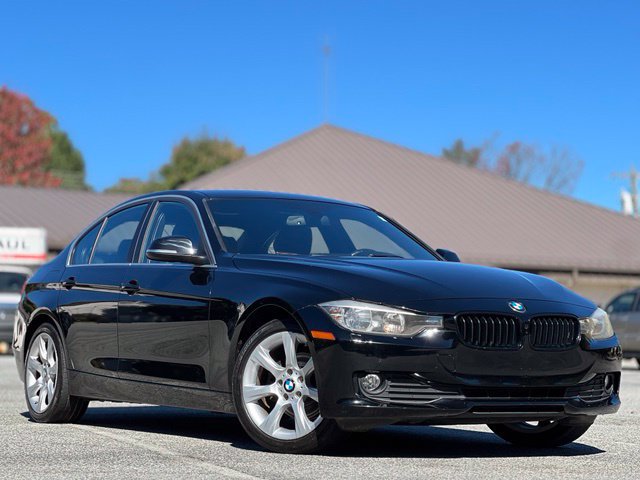 Used 2015 BMW 320i xDrive Sedan AWD/4WD image 3