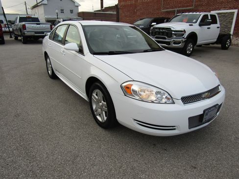 Used 2013 Chevrolet Impala LT FWD image 1