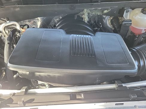 Used 2025 GMC Yukon AT4 Ultimate image 11