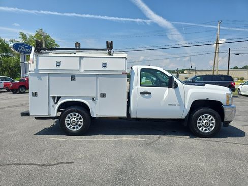 Used 2014 Chevrolet Silverado 3500 W/T RWD image 5