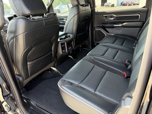 Used 2025 RAM 1500 Laramie AWD/4WD image 13