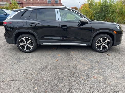 New 2026 Volkswagen Tiguan SE image 5