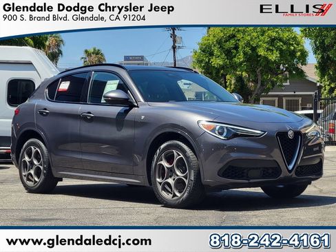 Used 2022 Alfa Romeo Stelvio Ti AWD/4WD image 1