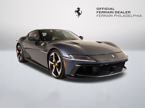 Certified 2025 Ferrari 12Cilindri RWD image 1